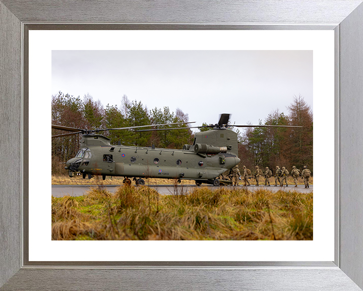 Royal Marines Board a Chinook Helicopter 2026 Photo Print 42 Commando Wall Art Military Decor Posters, Prints, & Visual Artwork Hampshire Prints 10 x 8 Silver Frame Yes