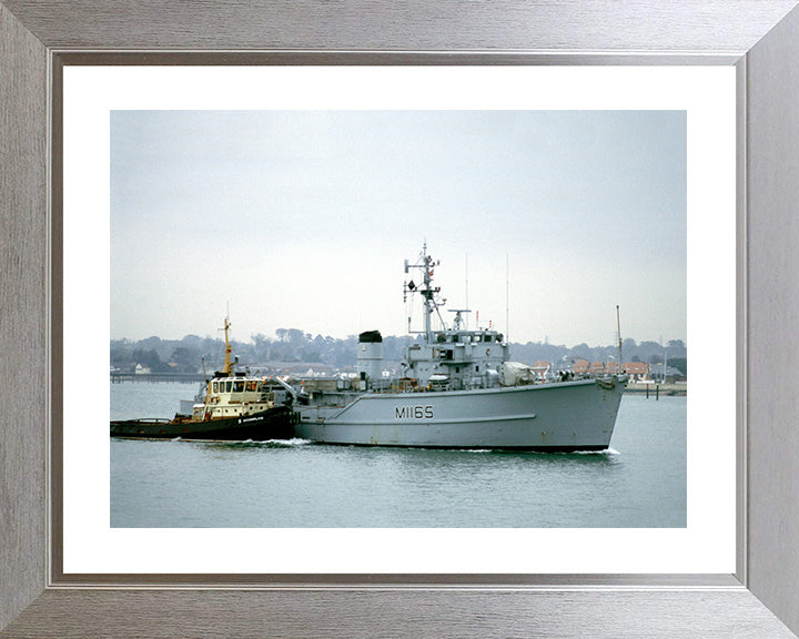 HMS Maxton (M1165) Photo Print - Entering Harbour - Royal Navy Ton Class Minesweeper Hampshire Prints 10 x 8 Silver Frame Yes