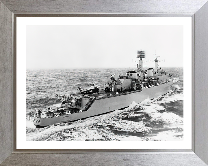 HMS Glamorgan D19 | Photo Print | Framed Print | County Class | Destroyer | Royal Navy Hampshire Prints