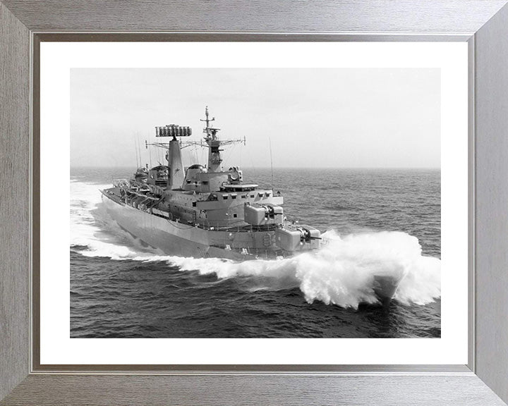 HMS London (D16) Photo Print - At Sea - Royal Navy County Class Destroyer Hampshire Prints 10 x 8 Silver Frame Yes
