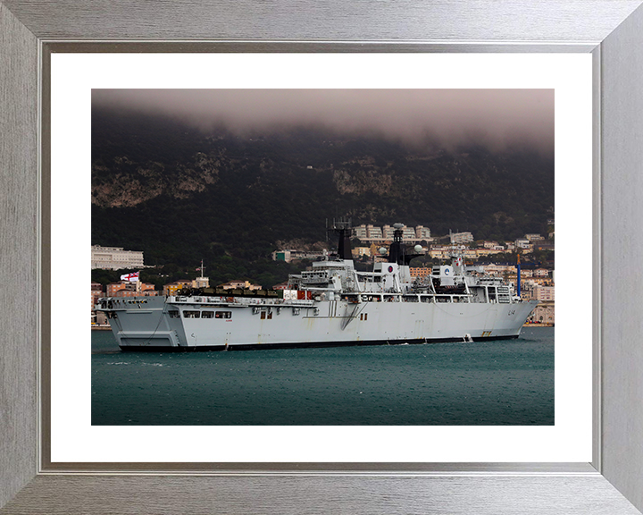 HMS Albion (L14) Royal Navy Albion Class Amphibious Ship Entering Harbour Photo Print Wall Art Naval Decor Posters, Prints, & Visual Artwork Hampshire Prints 10 x 8 Silver Frame Yes