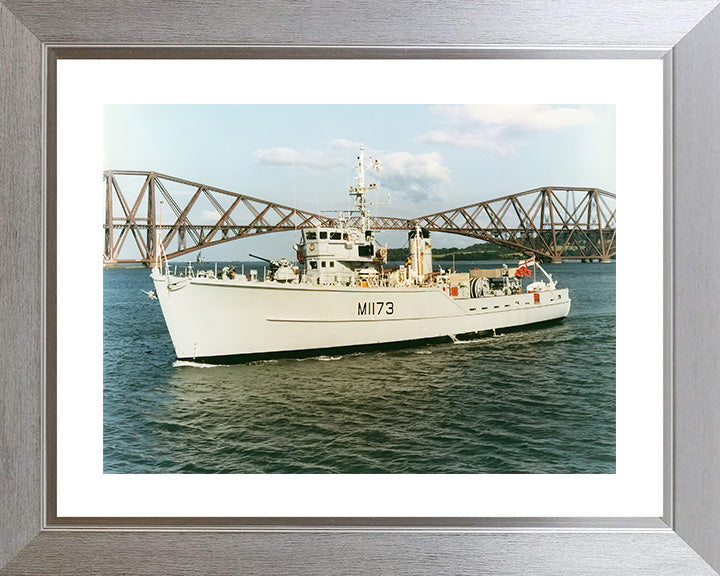 HMS Pollington M1173 | Photo Print | Framed Print | Ton Class | Minesweeper | Royal Navy Hampshire Prints