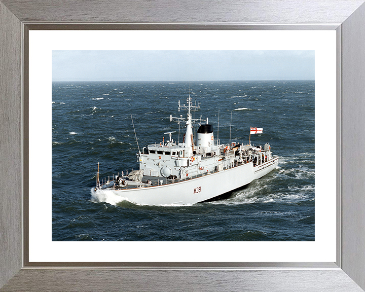 HMS Atherstone (M38) Royal Navy Hunt Class Mine Warfare Vessel in Heavy Seas Photo Print Wall Art Decor Posters, Prints, & Visual Artwork Hampshire Prints 10 x 8 Silver Frame Yes