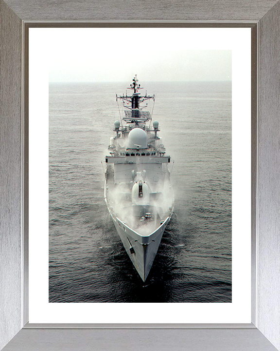 HMS Edinburgh (D97) Royal Navy Type 42 Destroyer Pre Wetting 2003 Photo Print Wall Art Decor Posters, Prints, & Visual Artwork Hampshire Prints 10 x 8 Silver Frame Yes