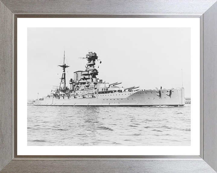 HMS Barham (04) Photo Print - Starboard Side View - Royal Navy Queen Elizabeth Class Battleship Hampshire Prints 10 x 8 Silver Frame Yes