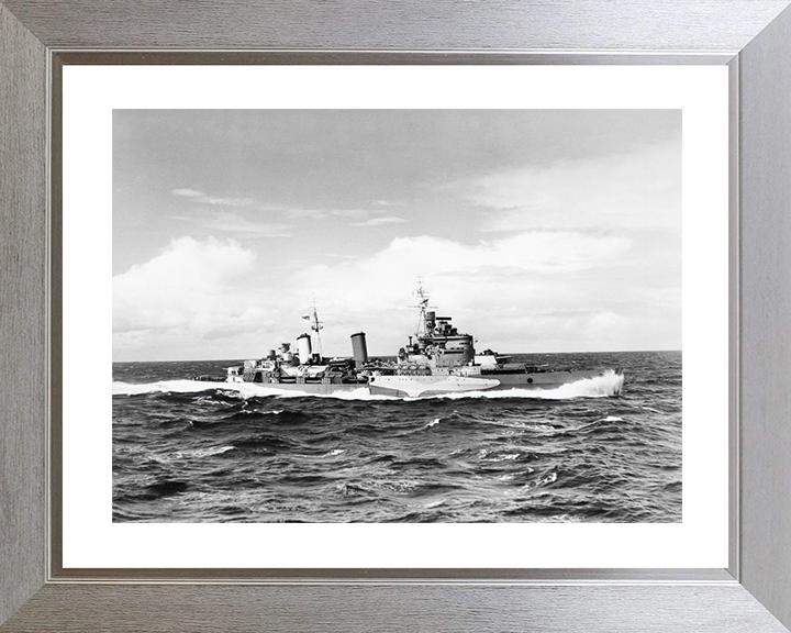 HMS Belfast (C35) Royal Navy Town Class Light Cruiser Starboard Beam View Photo Print Wall Art Decor Posters, Prints, & Visual Artwork Hampshire Prints 10 x 8 Silver Frame Yes