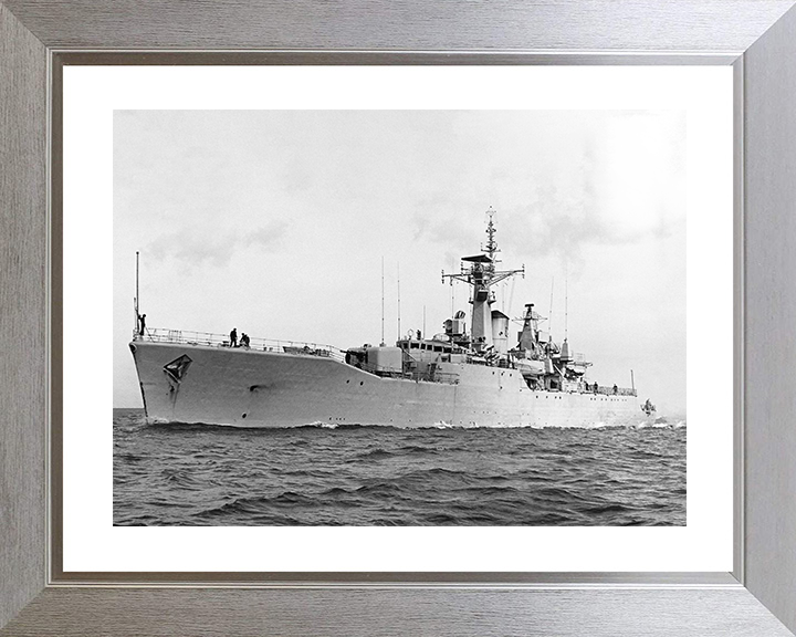 HMS Berwick (F115) Royal Navy Rothesay Class Frigate Port Side View Photo Print Wall Art Decor Posters, Prints, & Visual Artwork Hampshire Prints 10 x 8 Silver Frame Yes