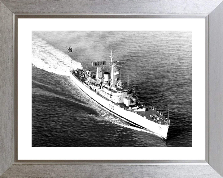 HMS Bacchante (F69) Royal Navy Leander Class Frigate At Speed Photo Print Wall Art Decor Posters, Prints, & Visual Artwork Hampshire Prints 10 x 8 Silver Frame Yes