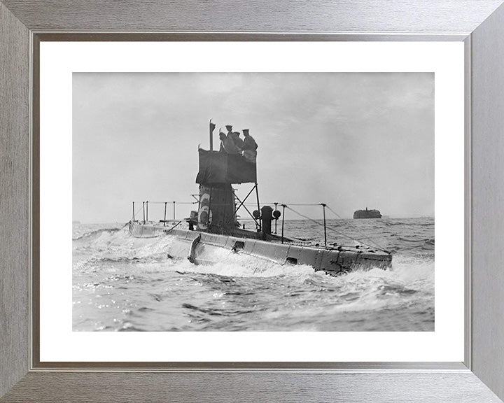 HMS B6 submarine | Photo Print | Framed Print | Poster | B class | Royal Navy | Hampshire Prints