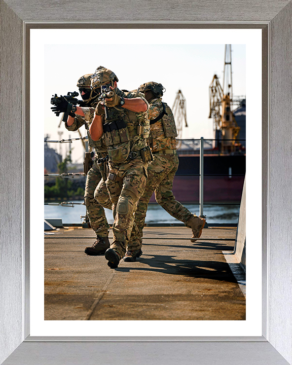 Royal Marines Commando Boarding Team Photo Print Hampshire Prints 10 x 8 Silver Frame Yes