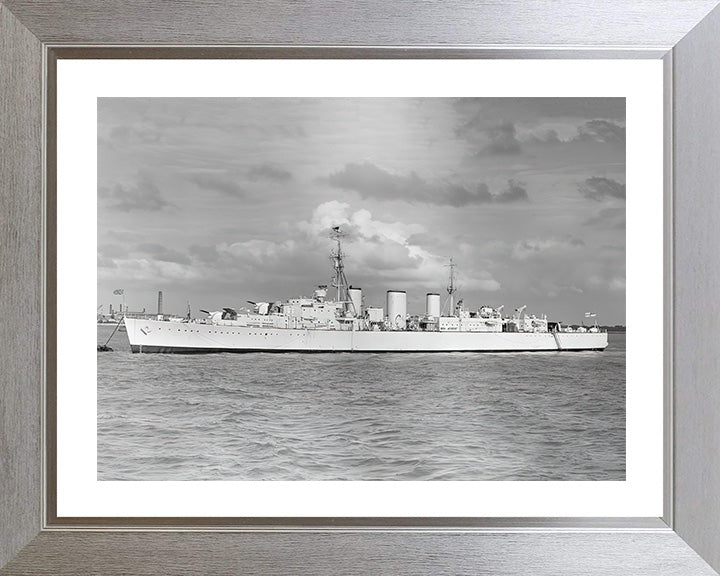 HMS Manxman M70 Royal Navy Abdiel class minelayer Photo Print or Framed Print - Hampshire Prints