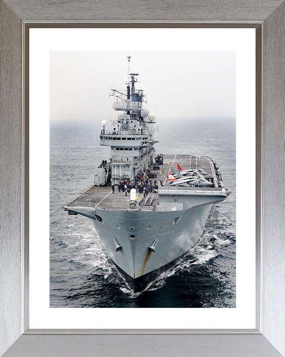 HMS Ark Royal (R07) Royal Navy Invincible Class Aircraft Carrier Ski Jump View Photo Print Wall Art Decor Posters, Prints, & Visual Artwork Hampshire Prints 10 x 8 Silver Frame Yes