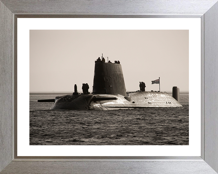 HMS Astute (S119) Photo Print - Arrives in Faslane - Royal Navy Astute Class Submarine Hampshire Prints 10 x 8 Silver Frame Yes