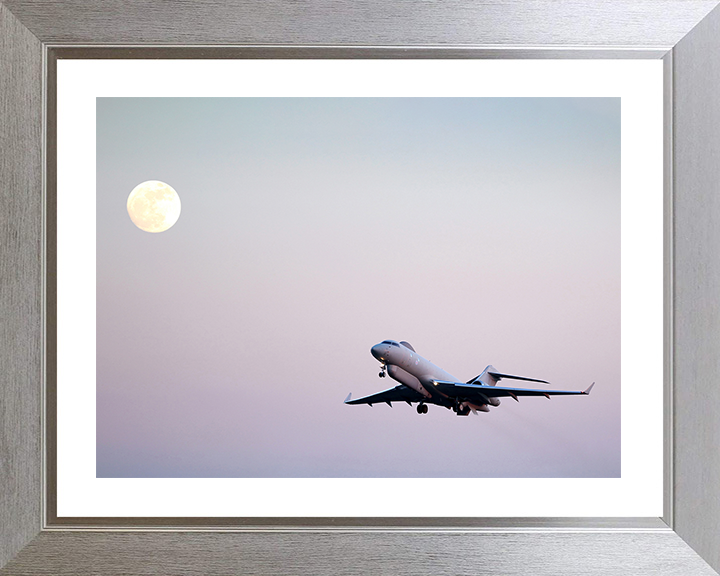 RAF Sentinel R1 in flight Photo Print - Royal Air Force Aircraft Hampshire Prints 10 x 8 Silver Frame Yes
