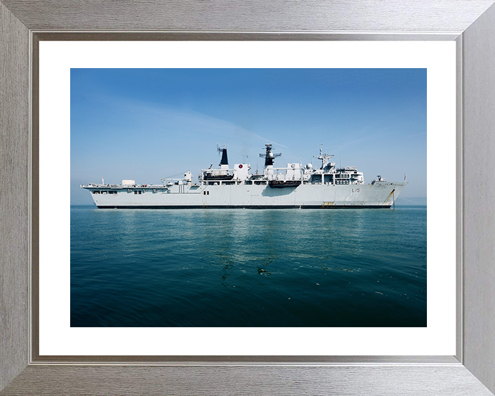 HMS Bulwark (L15) Royal Navy Albion Class Amphibious Ship Starboard Beam View Photo Print Wall Art Decor Posters, Prints, & Visual Artwork Hampshire Prints 10 x 8 Silver Frame Yes