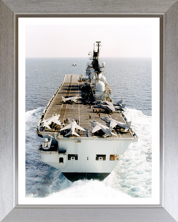 HMS Illustrious R06 | Photo Print | Framed Print | Invincible Class | Aircraft Carrier | Royal Navy Hampshire Prints