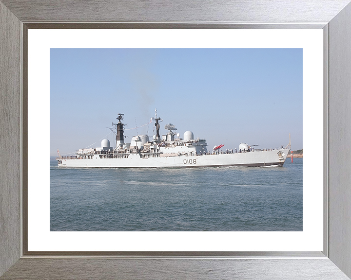 HMS Cardiff (D108) Royal Navy Type 42 Destroyer Flying Paying Off Pennant Photo Print Wall Art Decor Posters, Prints, & Visual Artwork Hampshire Prints 10 x 8 Silver Frame Yes