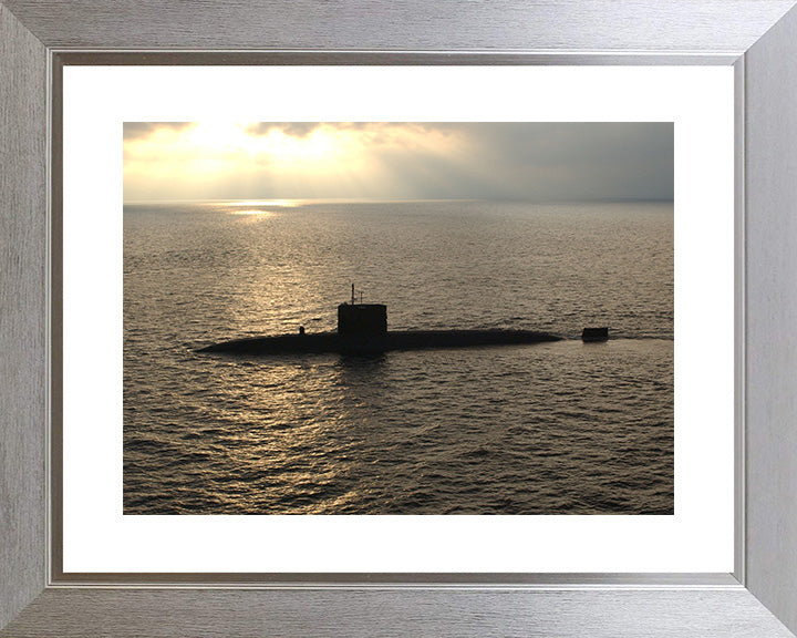 HMS Splendid S106 Submarine | Photo Print | Framed Print | Swiftsure Class | Royal Navy Hampshire Prints
