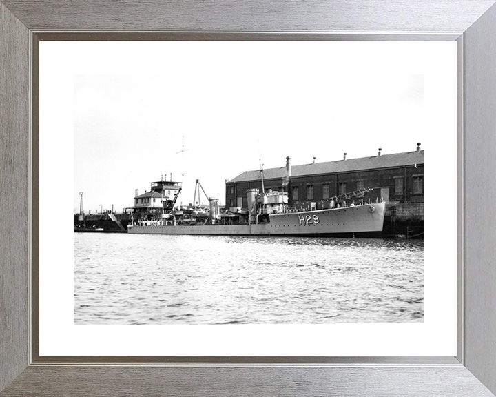 HMS Thanet (H29) - In Harbour 1928 - Royal Navy S Class Destroyer Photo Print Wall Art Naval Decor UK Posters, Prints, & Visual Artwork Hampshire Prints 10 x 8 Silver Frame Yes