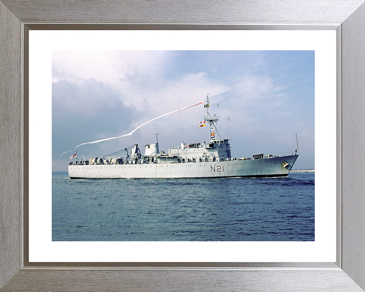 HMS Abdiel (N21) Royal Navy Abdiel Class Minelayer Photo Print Paying Off Warship Wall Art Posters, Prints, & Visual Artwork Hampshire Prints 10 x 8 Silver Frame Yes