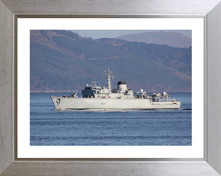 HMS Middleton M34 | Photo Print | Framed Print | Hunt Class | Mine Warfare Vessel | Royal Navy Hampshire Prints