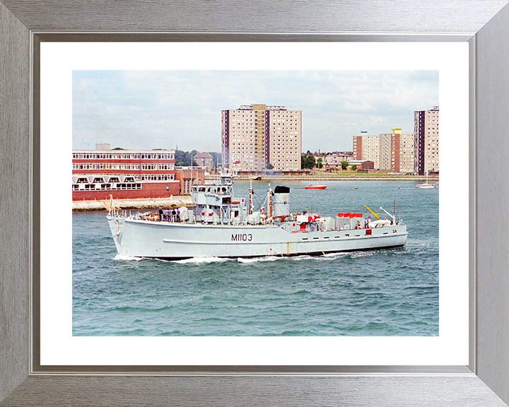 HMS Alfriston (M1103) Royal Navy Ton Class Minesweeper Warship Leaving Portsmouth Photo Print Wall Art Decor Posters, Prints, & Visual Artwork Hampshire Prints 10 x 8 Silver Frame Yes