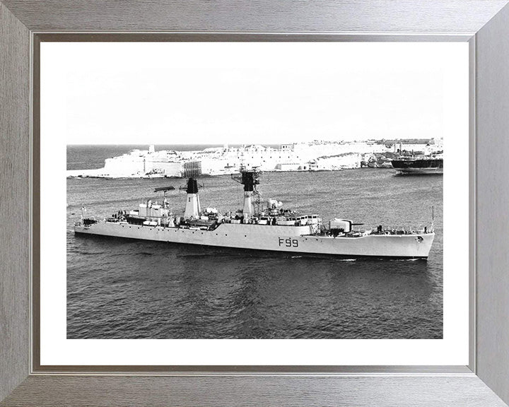 HMS Lincoln F99 | Photo Print | Framed Print | Salisbury Class | Frigate | Royal Navy Hampshire Prints