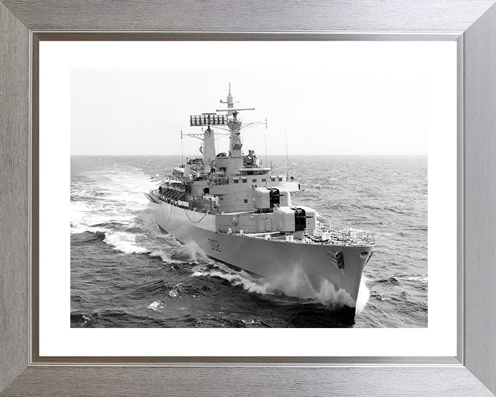 HMS Devonshire (D02) Royal Navy County Class Destroyer Starboard Bow View Photo Print Wall Art Decor Posters, Prints, & Visual Artwork Hampshire Prints 10 x 8 Silver Frame Yes