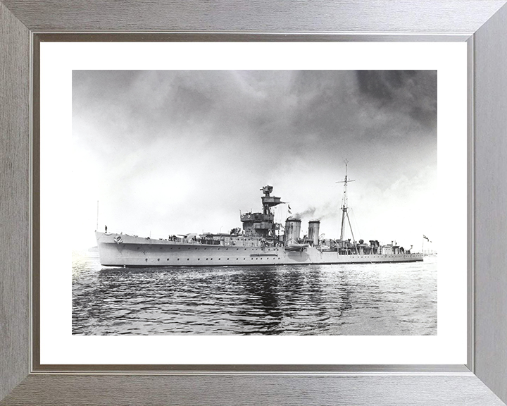HMS Cairo (D87) Royal Navy C Class Light Cruiser Port Side View Photo Print Wall Art Decor Posters, Prints, & Visual Artwork Hampshire Prints 10 x 8 Silver Frame Yes