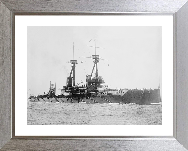 HMS Bellerophon (1907) Royal Navy Bellerophon Class Dreadnought Starboard View Photo Print Wall Art Decor Posters, Prints, & Visual Artwork Hampshire Prints 10 x 8 Silver Frame Yes