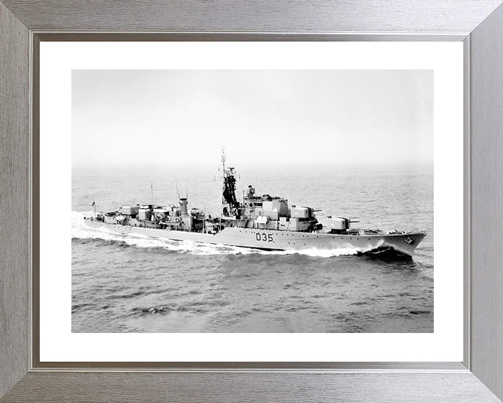 HMS Diamond (D35) Royal Navy Daring Class Destroyer Starboard View Photo Print Wall Art Decor Posters, Prints, & Visual Artwork Hampshire Prints 10 x 8 Silver Frame Yes