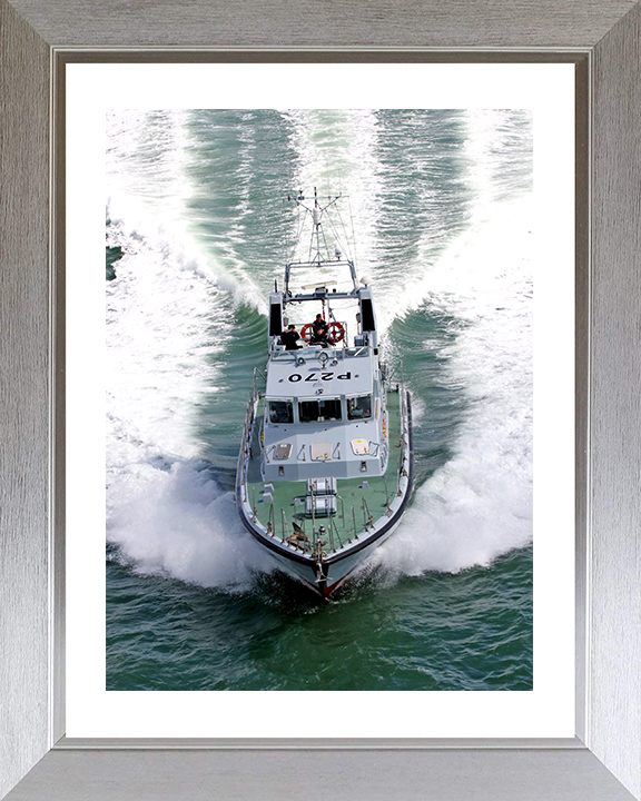 HMS Biter (P270) Photo Print - Bow View 2017 - Royal Navy Archer Class P2000 Patrol Vessel Posters, Prints, & Visual Artwork Hampshire Prints 10 x 8 Silver Frame Yes