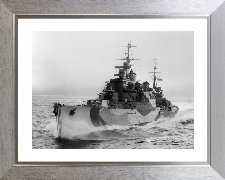 HMS Birmingham (C19) Royal Navy Town Class Light Cruiser Port Bow View Photo Print Wall Art Decor Posters, Prints, & Visual Artwork Hampshire Prints 10 x 8 Silver Frame Yes
