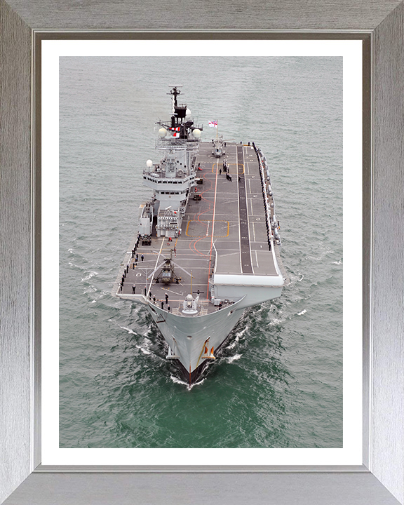 HMS Illustrious R06 | Photo Print | Framed Print | Invincible Class | Aircraft Carrier | Royal Navy Hampshire Prints