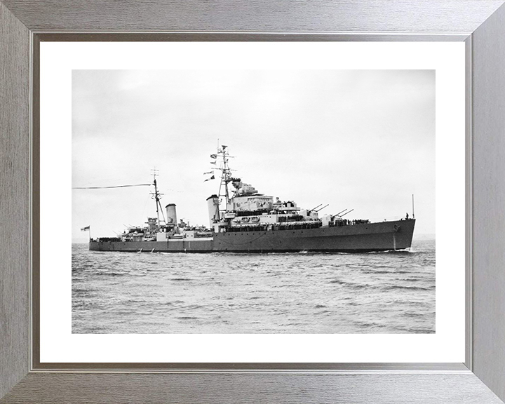 HMS Argonaut (61) Royal Navy Dido Class Light Cruiser Paying Off Warship Photo Print Wall Art Decor Posters, Prints, & Visual Artwork Hampshire Prints 10 x 8 Silver Frame Yes