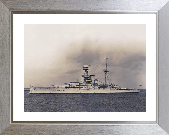 HMS Royal Oak (08) | Photo Print | Framed Print | Revenge Class | Battleship | Royal Navy Hampshire Prints 10 x 8 Silver Frame Yes