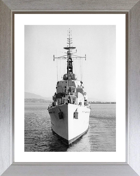 HMS Cavendish (D15) Royal Navy C Class Destroyer Bow View Photo Print Wall Art Decor Posters, Prints, & Visual Artwork Hampshire Prints 10 x 8 Silver Frame Yes