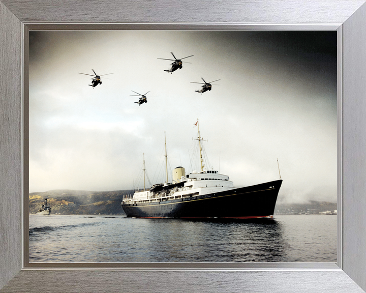 HMY Britannia Royal Yacht 1997 Photo Print - Posters, Prints, & Visual Artwork - by Hampshire Prints (image 7 of 9)