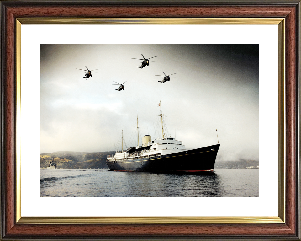 HMY Britannia Royal Yacht 1997 Photo Print - Posters, Prints, & Visual Artwork - by Hampshire Prints (image 8 of 9)