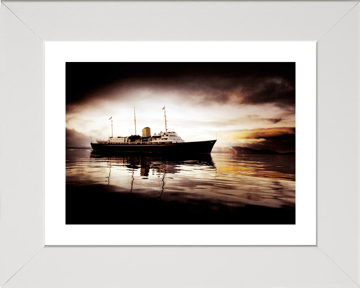HMY Britannia Royal Yacht 1996 Photo Print - Posters, Prints, & Visual Artwork - by Hampshire Prints (image 4 of 9)