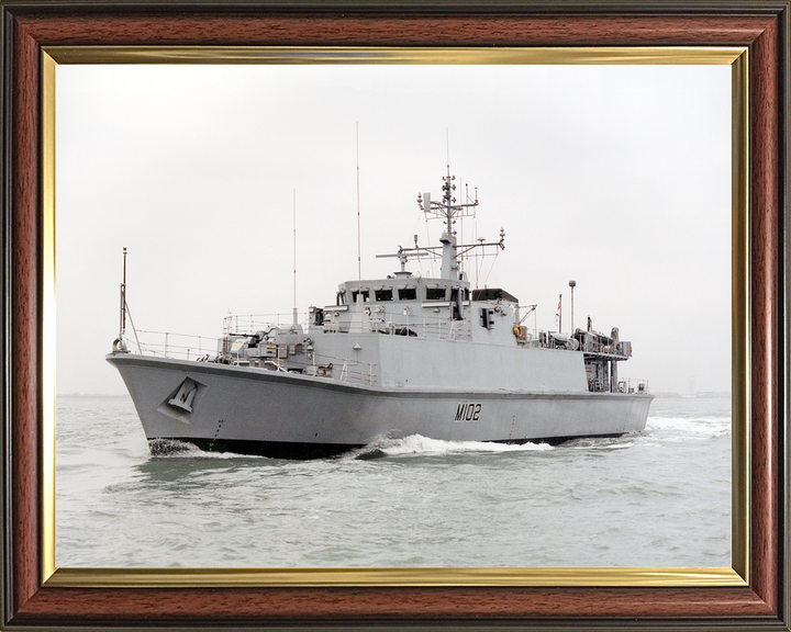 HMS Inverness M102 Sandown Class Minehunter 1997 Photo Print - Posters, Prints, & Visual Artwork - by Hampshire Prints (image 9 of 9)