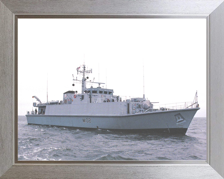 HMS Inverness M102 Sandown Class Minehunter 1994 Photo Print - Posters, Prints, & Visual Artwork - by Hampshire Prints (image 7 of 9)
