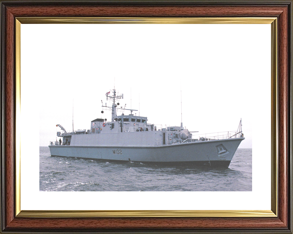 HMS Inverness M102 Sandown Class Minehunter 1994 Photo Print - Posters, Prints, & Visual Artwork - by Hampshire Prints (image 8 of 9)