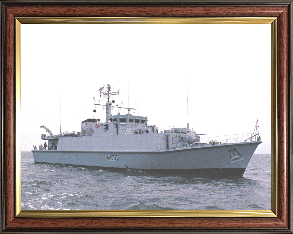 HMS Inverness M102 Sandown Class Minehunter 1994 Photo Print - Posters, Prints, & Visual Artwork - by Hampshire Prints (image 9 of 9)
