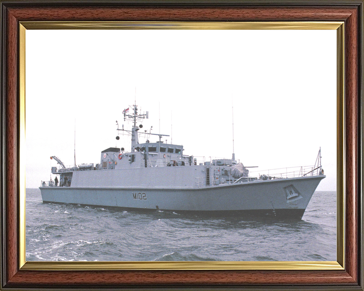 HMS Inverness M102 Sandown Class Minehunter 1994 Photo Print - Posters, Prints, & Visual Artwork - by Hampshire Prints (image 9 of 9)