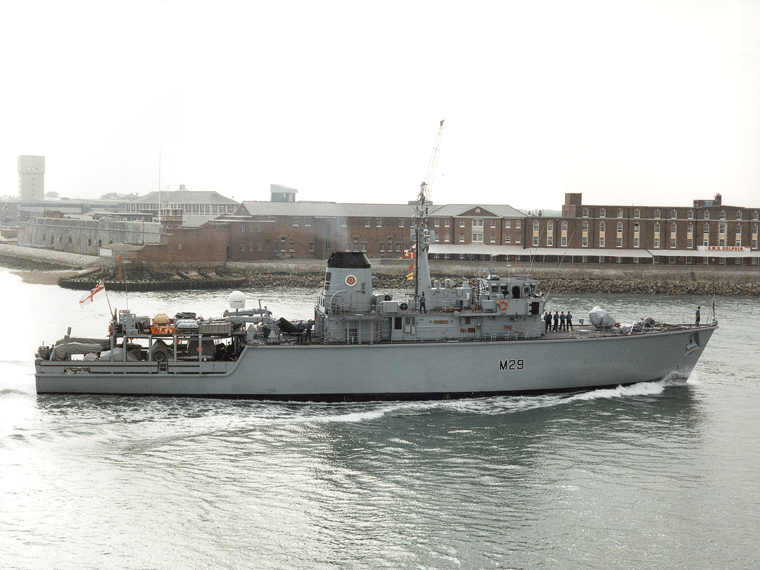 HMS Brecon (M29) Photo Print - Entering Portsmouth 1996 - Royal Navy Hunt Class Mine Warfare Vessel