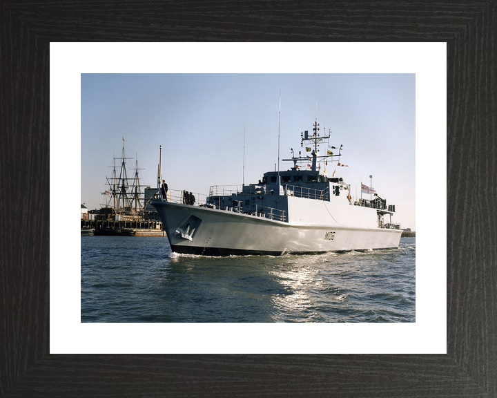 HMS Penzance M106 Sandown Class Minehunter 1998 Photo Print - Posters, Prints, & Visual Artwork - by Hampshire Prints (image 2 of 9)