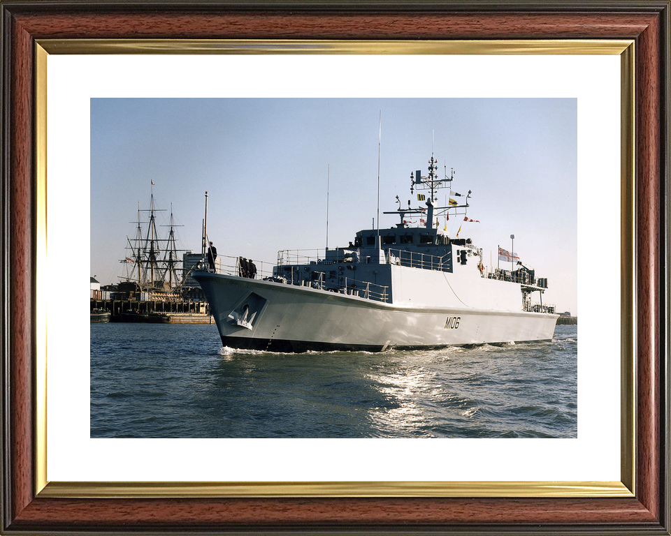 HMS Penzance M106 Sandown Class Minehunter 1998 Photo Print - Posters, Prints, & Visual Artwork - by Hampshire Prints (image 8 of 9)