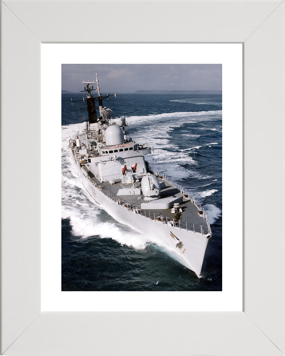 HMS York D98 Type 42 Destroyer 2004