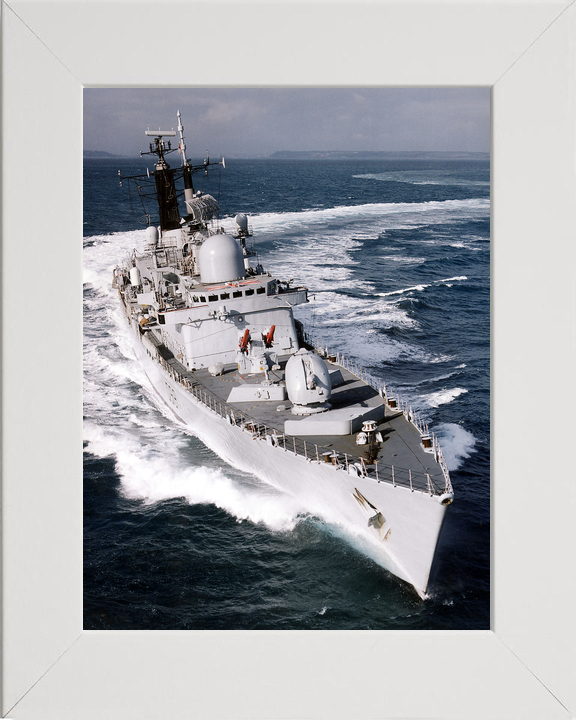 HMS York D98 Type 42 Destroyer 2004